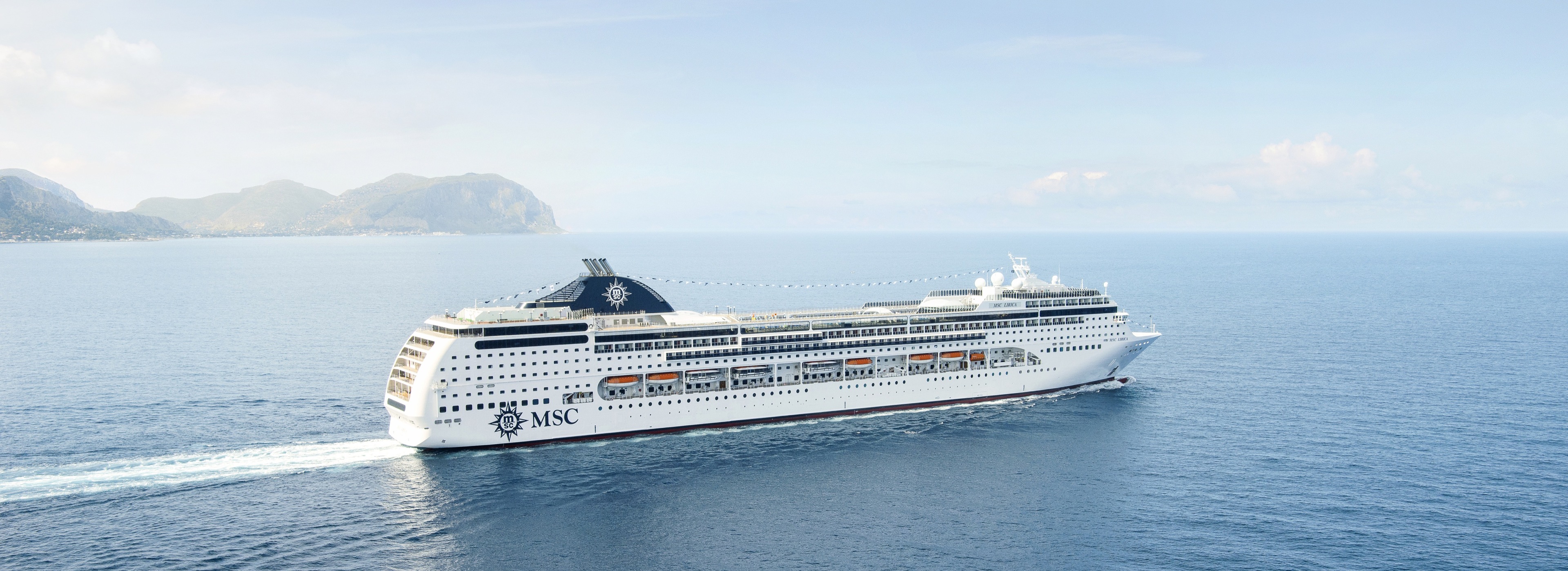 MSC Lirica